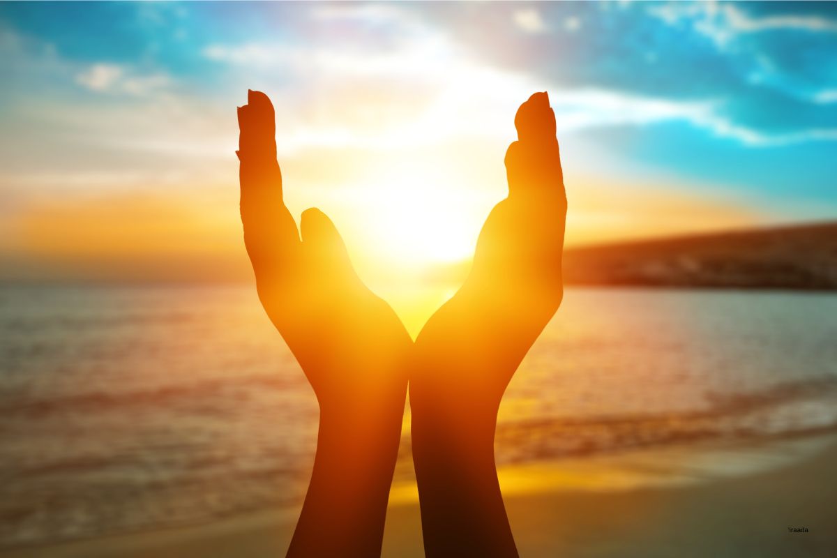 夏至-内なる太陽を目覚めさせる-─ エジプト香油と魂の目覚めの儀式